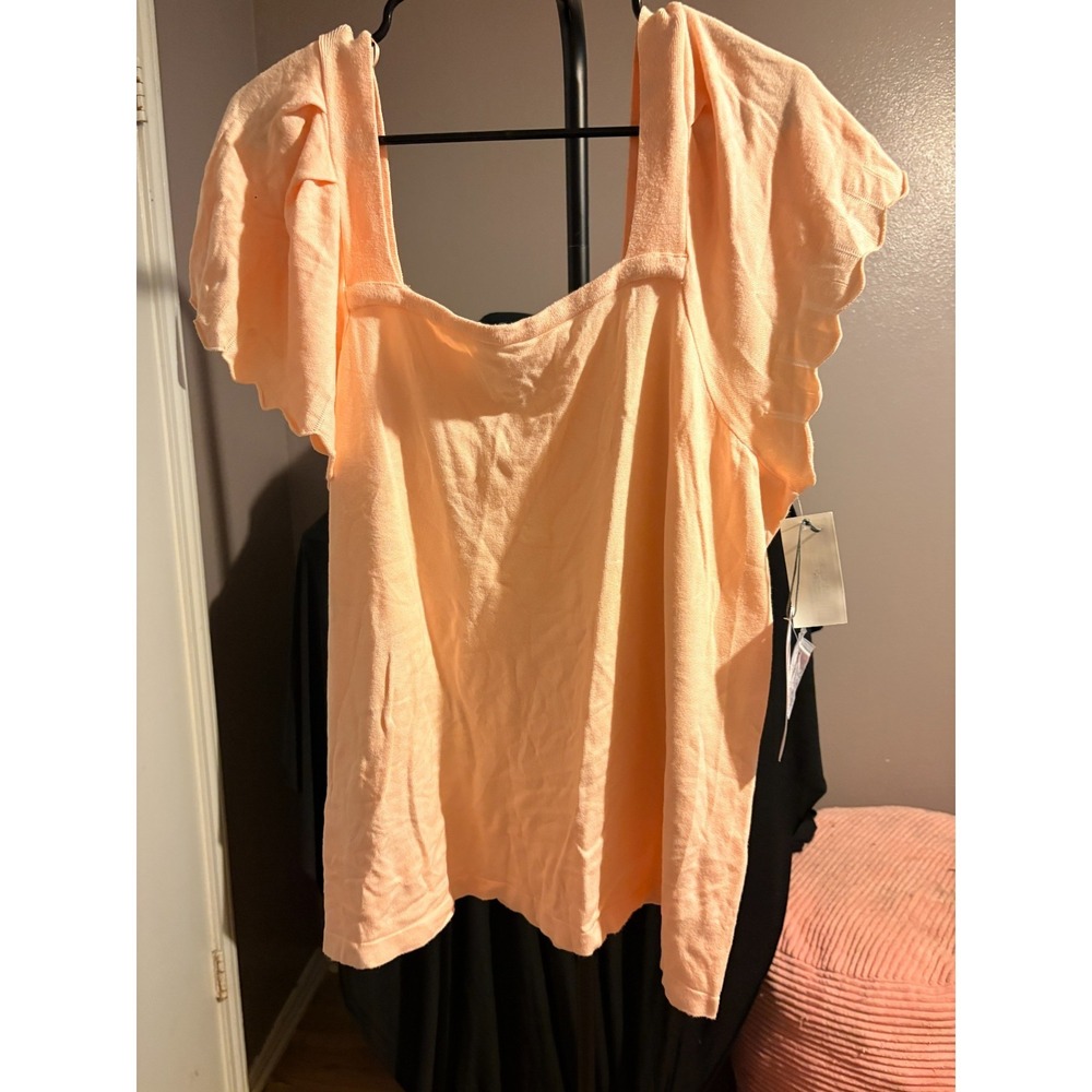 Liz Claiborne Pale Peach Rayon Blouse with Scalloped Sleeves Sz XXL‎